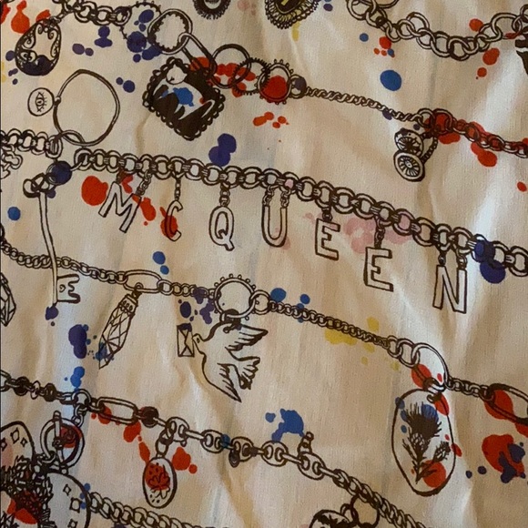 Alexander McQueen scarf - Picture 7 of 7